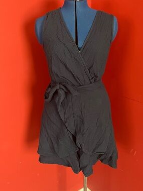 NWT Beachsissi Belted Layered Ruffled Dress